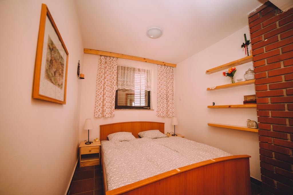Holiday Home Castanea Praporcan Dış mekan fotoğraf